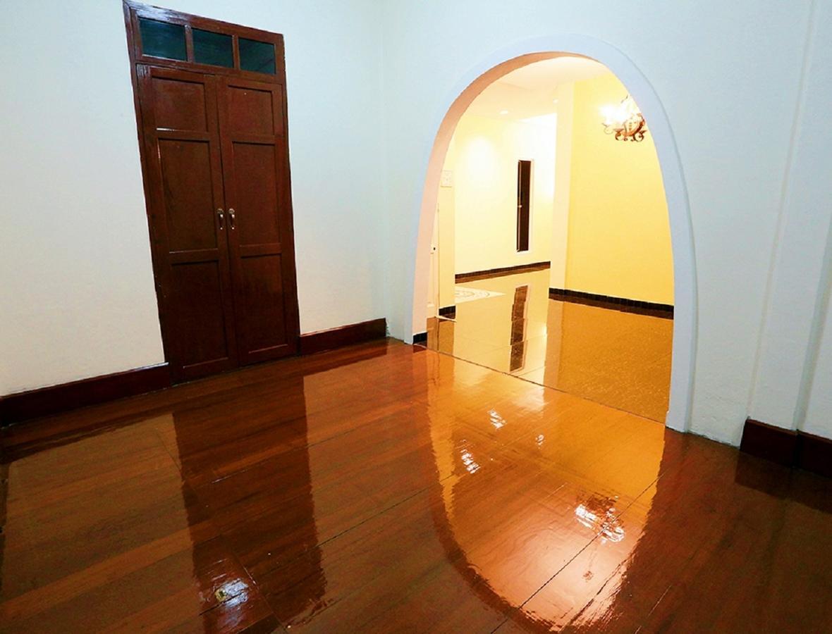 Bed and Breakfast The Myth - Sud Sathorn Bangkok Exterior foto